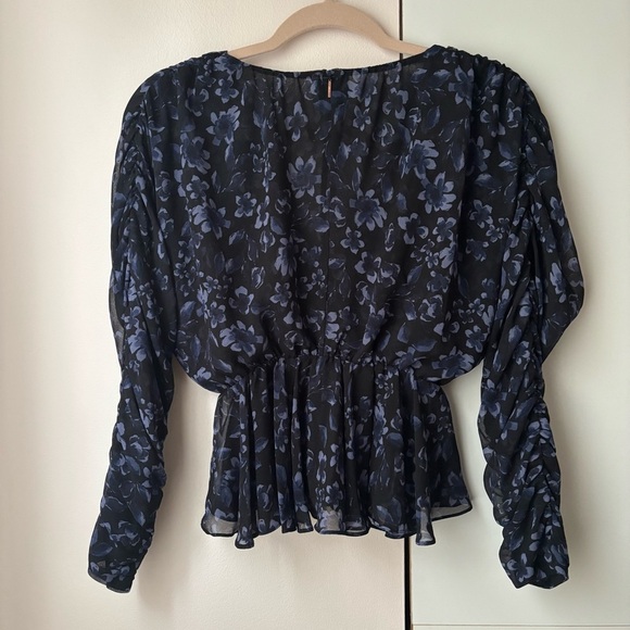 MISA Los Angeles Kesara Top XS Navy Floral Peplum Blouse NWOT Cropped - Picture 12 of 12